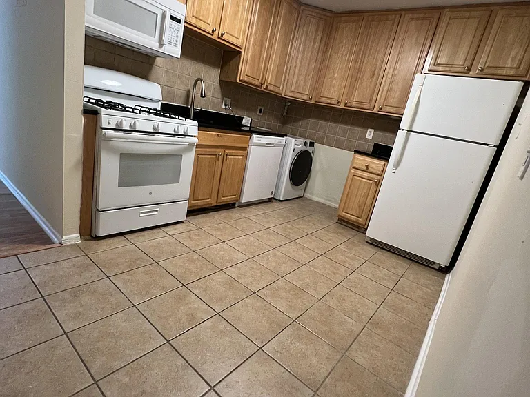 8699 Greenbelt Rd #21 — Photo 1