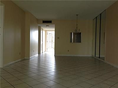 5th image of 6200 Nw 62 Street #309