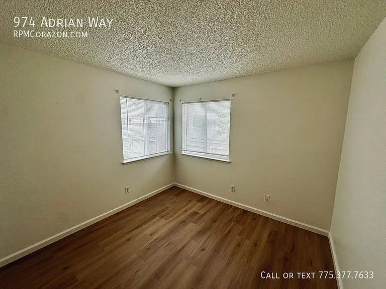 974 Adrian Way — Photo 11