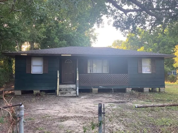 356 Live Oak Ave, Gulfport, MS 39507