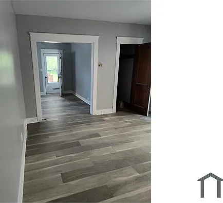 2 bed, $900 — Photo 3
