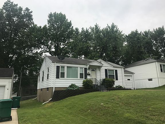 2nd image of 1170 Ashford Dr