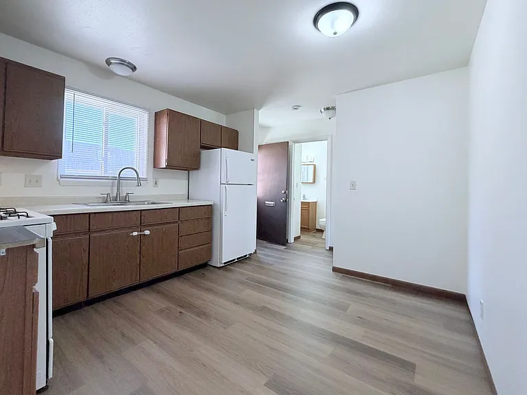 Independence Park Townhomes — Photo 14