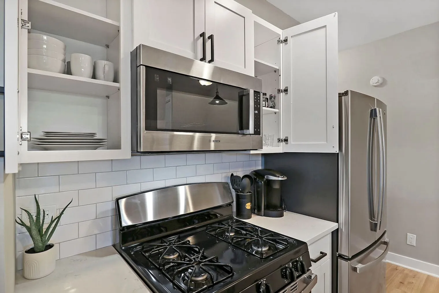 1 bed, 1.0 bath, $2,795 — Photo 4
