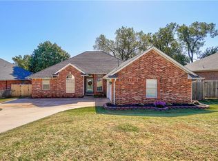 1710 NW Kings Rd, Edmond, OK 73013