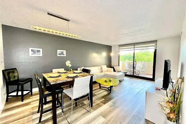 7451 NW 16th St #310 — Photo 38