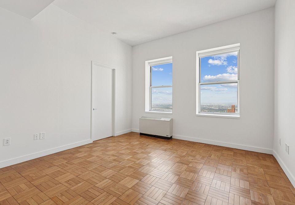 1st image of 20 Exchange Pl APT 5303