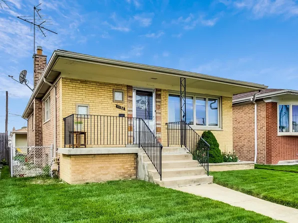 11152 S Ewing Ave, Chicago, IL 60617