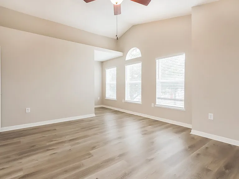 11427 Ivy Flower Loop — Photo 10