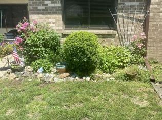 92 Arrowood Rd UNIT A, Manalapan, NJ 07726