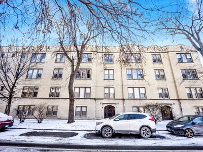 3107 W George St APT 3, Chicago, IL, 60618