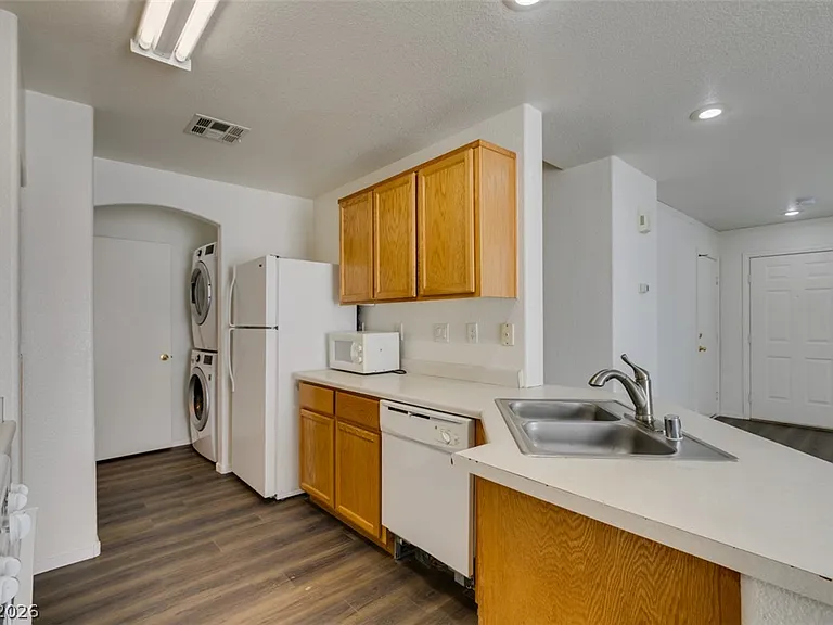 9980 Fine Fern St — Photo 24