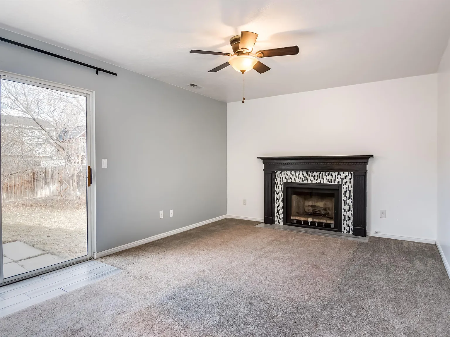4948 Decora Way - 1 — Photo 4