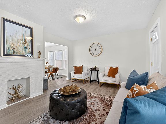 4th image of 184 S Ogden Ave