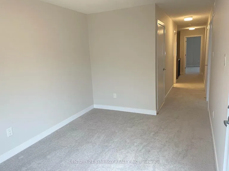 516 Oldenburg Ave S — Photo 4