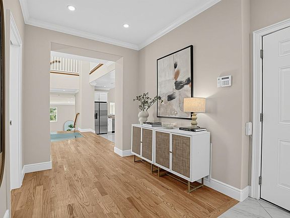 4th image of 7026 Devon Way
