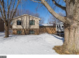 5555 Asbury St, Shoreview, MN 55126