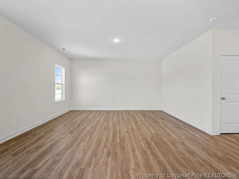 544 Ashley Heights Dr — Photo 8