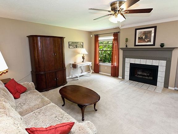 Charming Den
