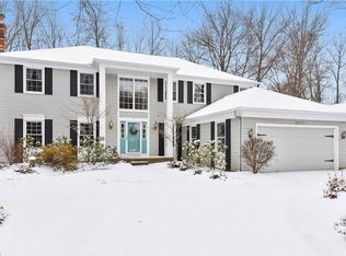 25751 Woodpath Trl, Westlake, OH 44145