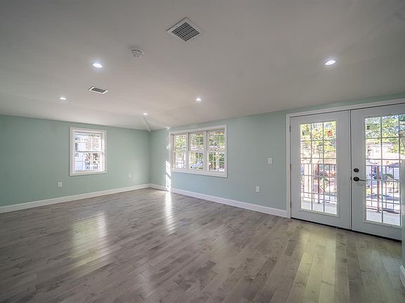 2nd image of 11542 Inwood St #2