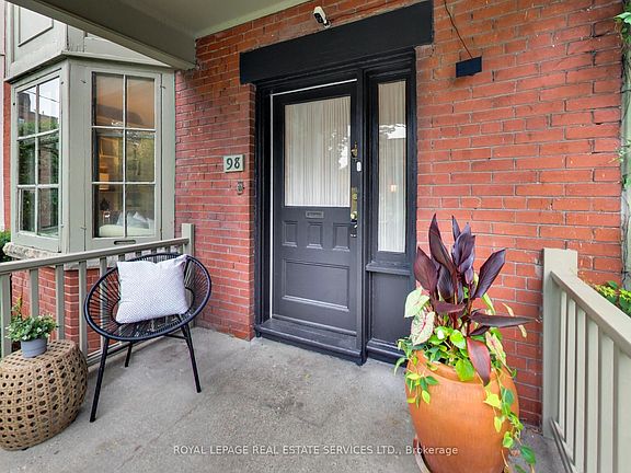 2nd image of 98 Woodlawn Ave W