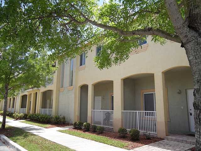 1st image of 2392 SE 19th Ct #2392