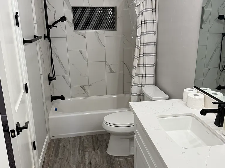 2194 E Hutch St — Photo 8