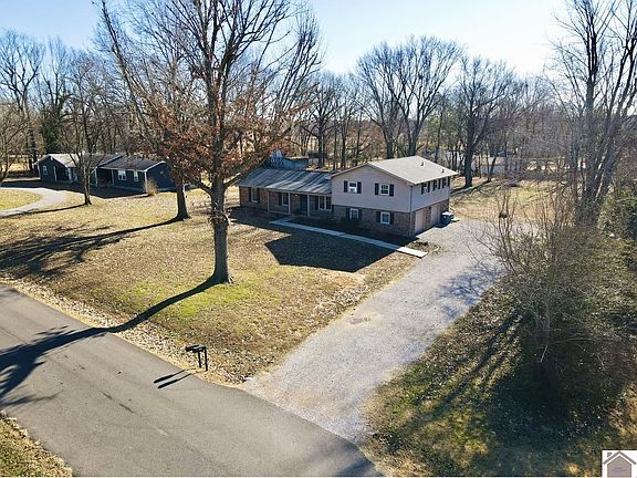 3rd image of 5822 Kathy Dr #5820