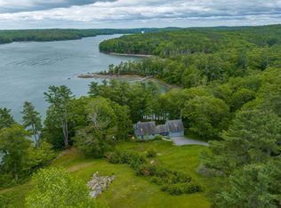 17 Old Field Rd, Newcastle, ME 04553