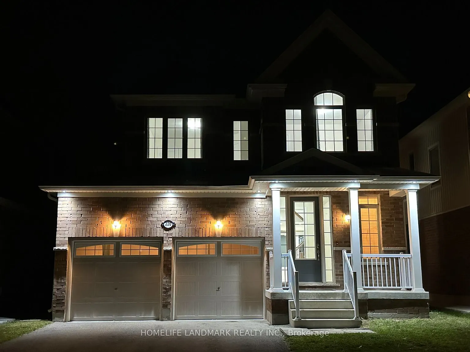 4 bed, $3,000 — Photo 2