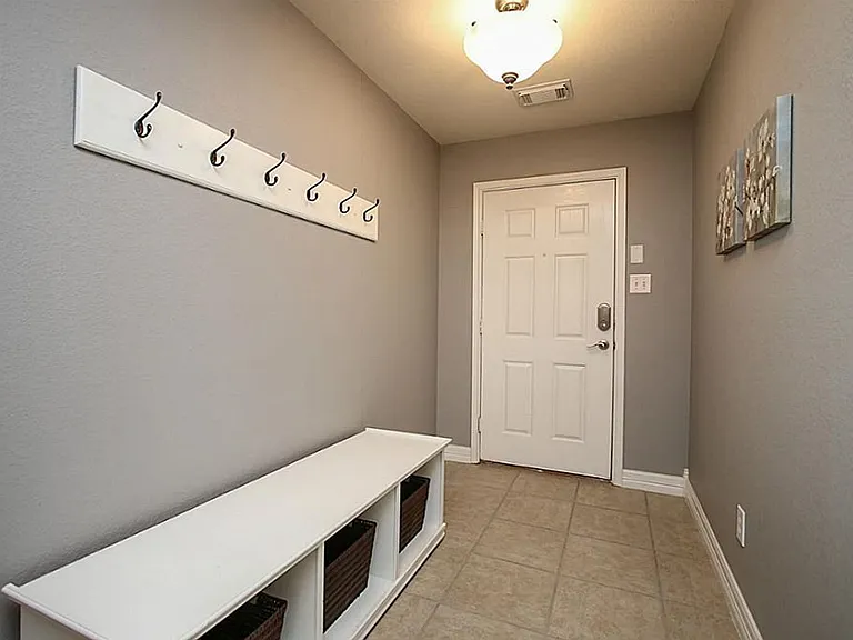 3603 Garrison Run Dr — Photo 3