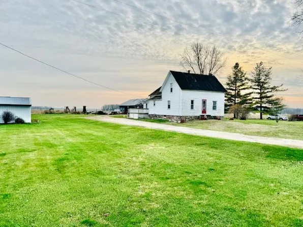 2402 E Musgrove Hwy, Lake Odessa, MI 48849