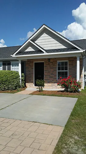 220 Dawsons Park Dr Photo 1