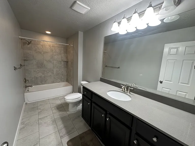 3321 W 1690 N — Photo 24