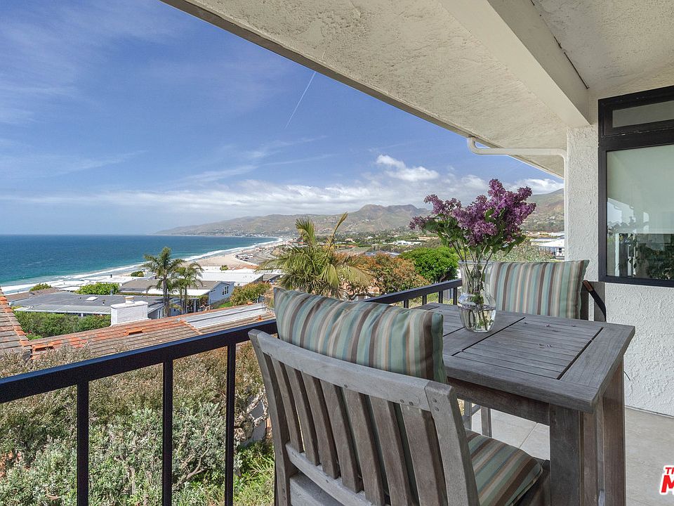 1st image of 6767 Las Olas Way