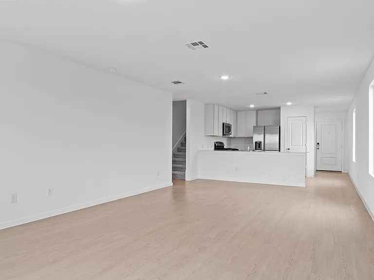 7409 Adam Star — Photo 5