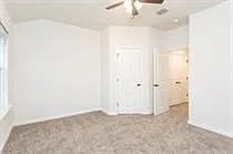 3 bed, 2.5 bath, 1357 sqft, $1,650 — Photo 4