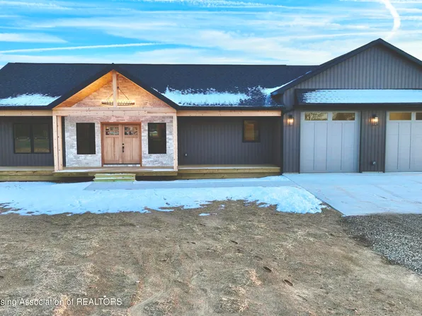 5895 Plains Rd, Eaton Rapids, MI 48827