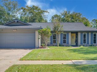 966 Redway Ln, Houston, TX 77062
