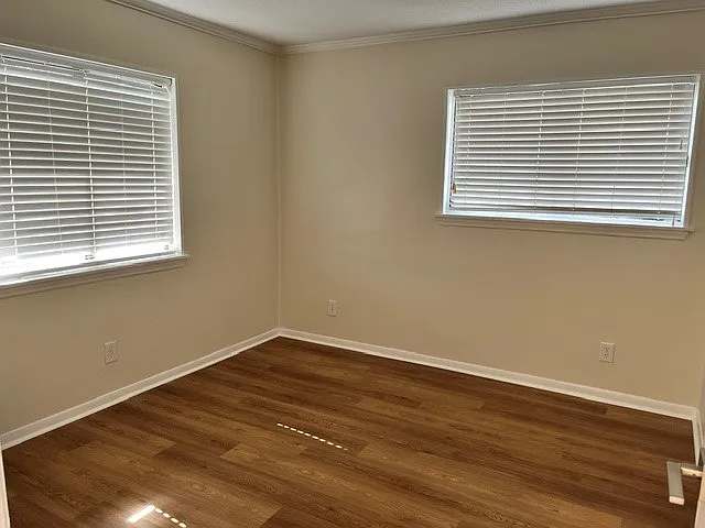 2 bed, 864 sqft, $2,300 — Photo 3