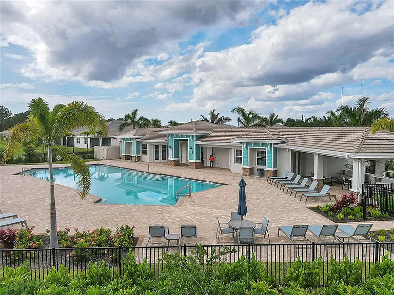305 Ibiza Loop — Photo 39