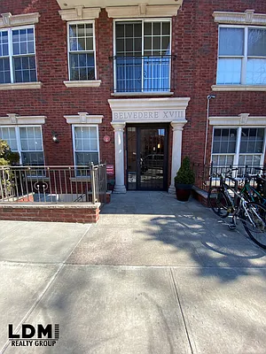 Sold by LDMI Realty Group LLC | media 25