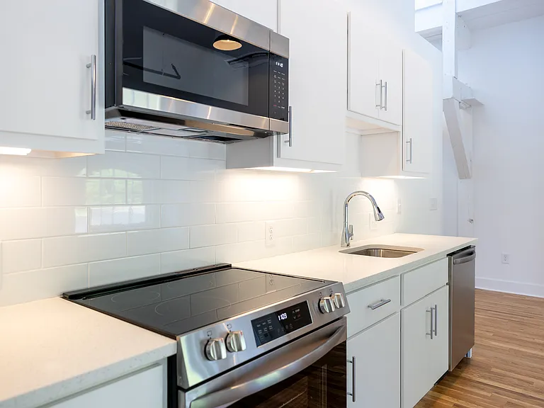 Overton Lofts — Photo 35