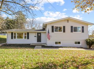 2 Miller Ave, Mount Vernon, OH 43050
