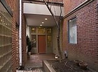 616 S American St, Philadelphia, PA 19147