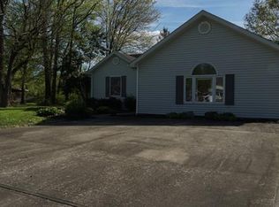 1533 Ridgeway Rd, Aberdeen, OH 45101