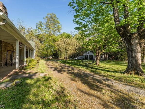 90 Junction Rd, Raritan Twp., NJ 08822