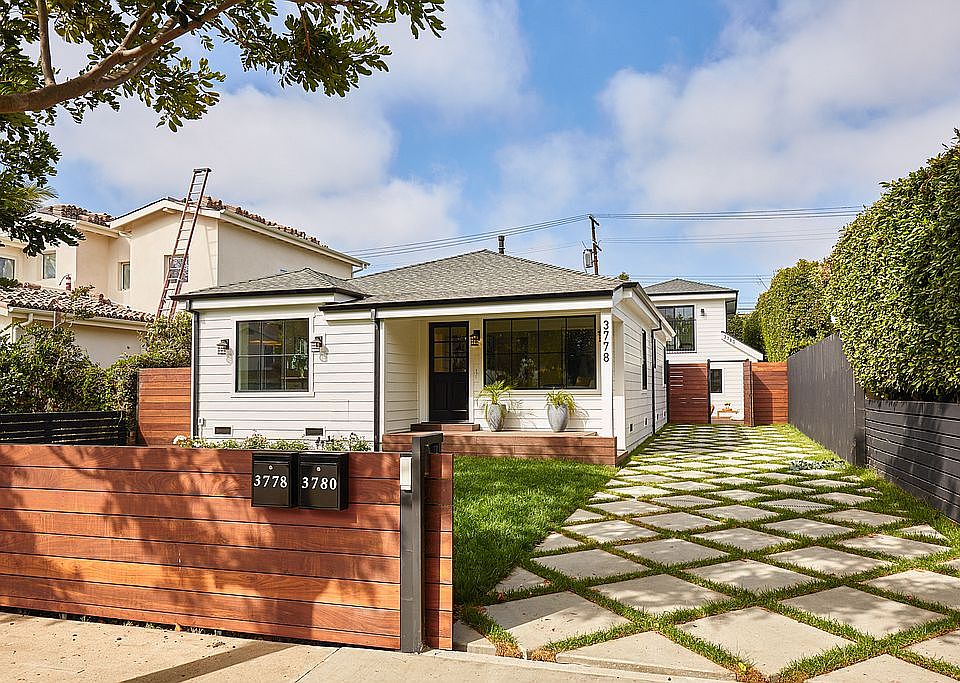 1st image of 3778 Colonial Ave