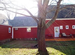 22 Pleasant St, Lisbon Falls, ME 04252